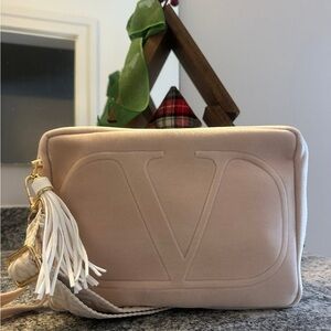 Valentino Beauty Bag Gwp item
